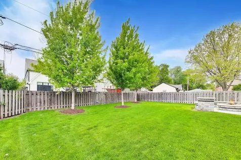 630 South Hillside Avenue Elmhurst IL 60126