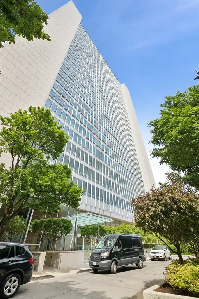500 West Superior Street Chicago IL 60654