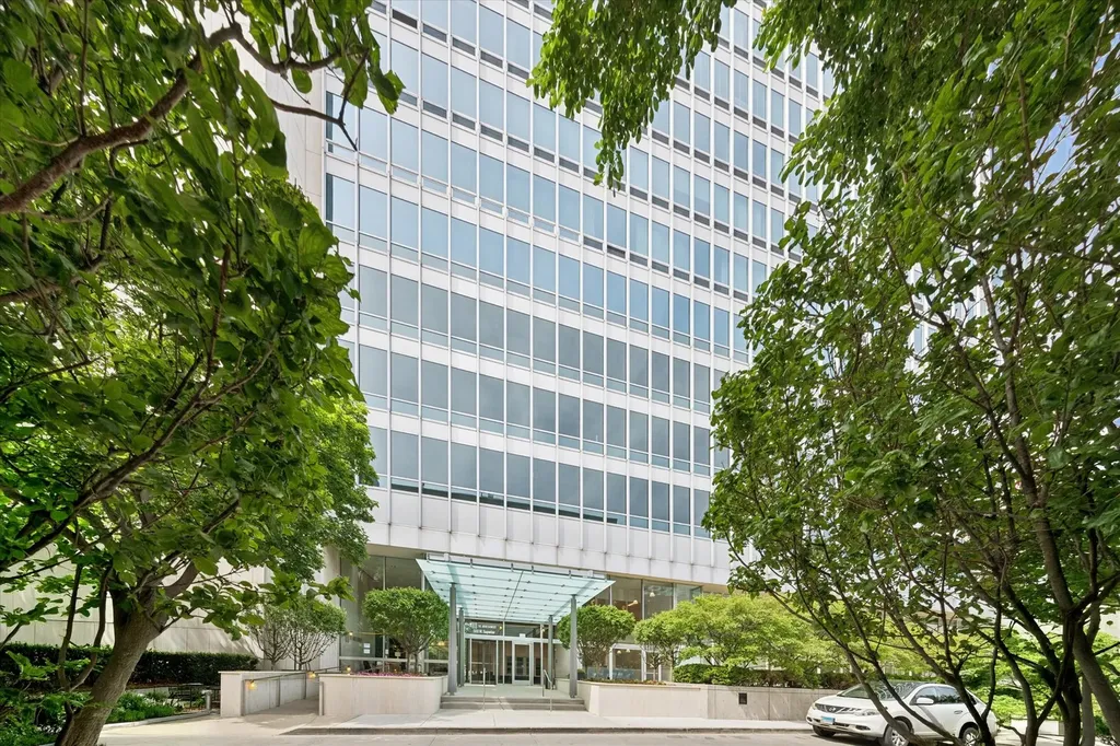 500 West Superior Street Chicago IL 60654