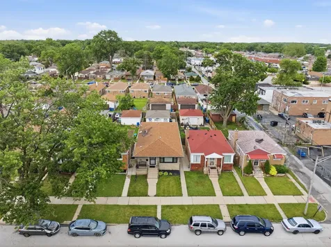 12631 South Justine Street Calumet Park IL 60827