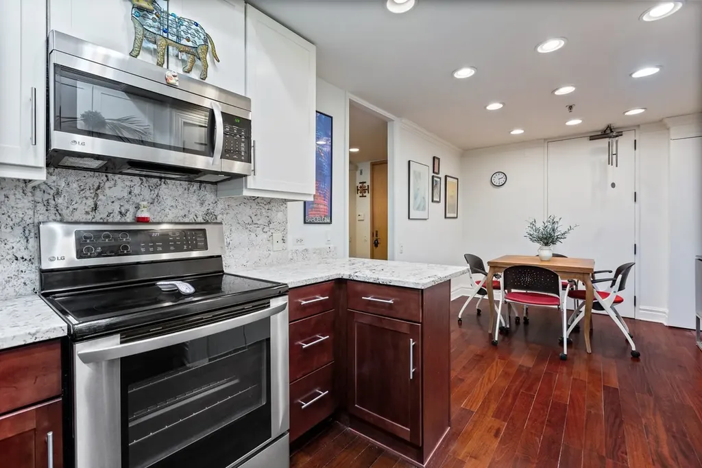 680 North Lake Shore Drive Chicago IL 60611
