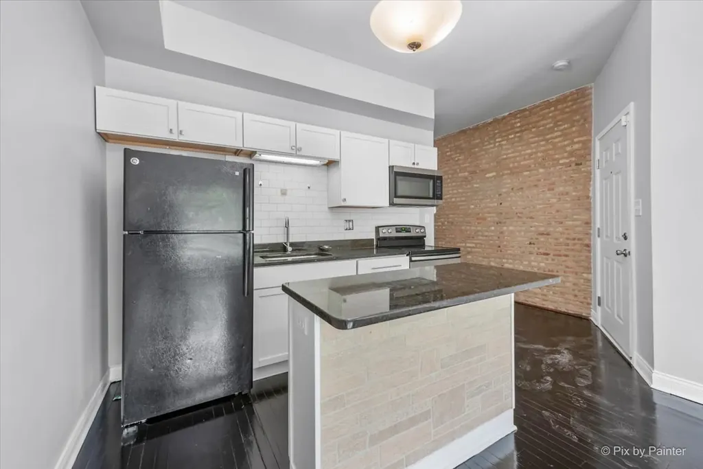 4412 South Prairie Avenue Chicago IL 60653