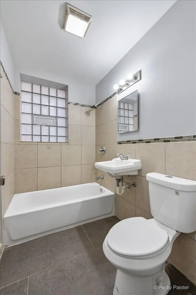 4412 South Prairie Avenue Chicago IL 60653
