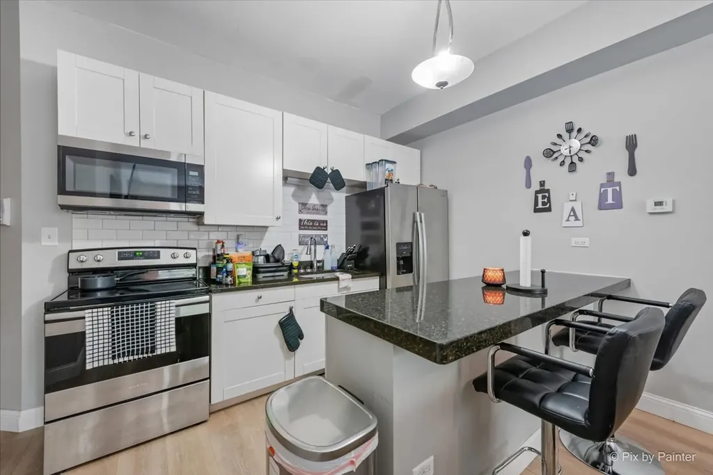 4412 South Prairie Avenue Chicago IL 60653