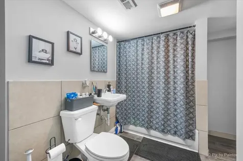 4412 South Prairie Avenue Chicago IL 60653