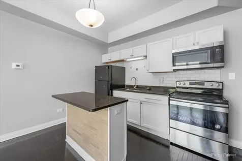 4412 South Prairie Avenue Chicago IL 60653