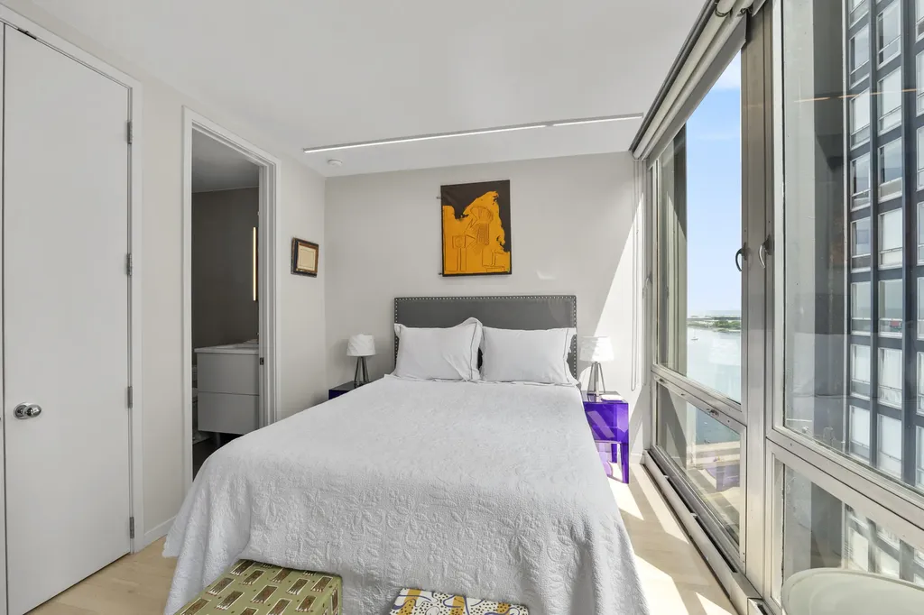 880 North Lake Shore Drive Chicago IL 60611