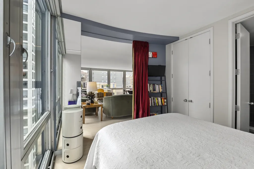 880 North Lake Shore Drive Chicago IL 60611