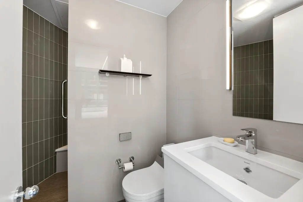 880 North Lake Shore Drive Chicago IL 60611