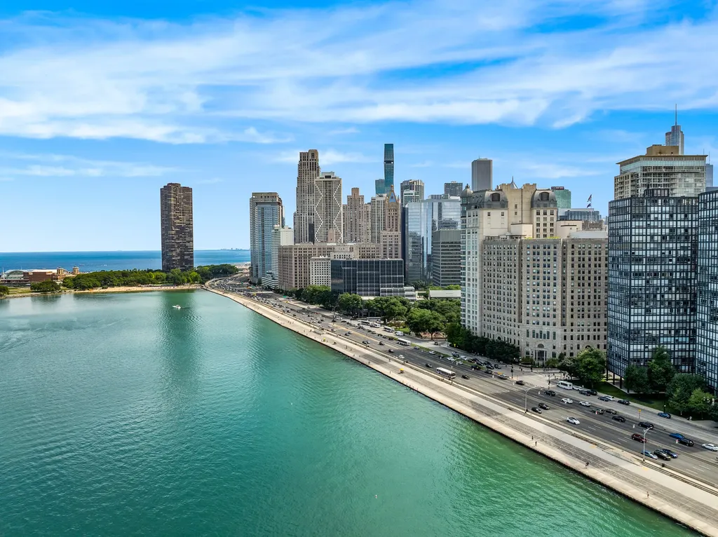 880 North Lake Shore Drive Chicago IL 60611