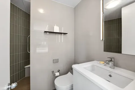 880 North Lake Shore Drive Chicago IL 60611