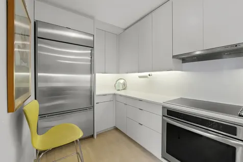 880 North Lake Shore Drive Chicago IL 60611