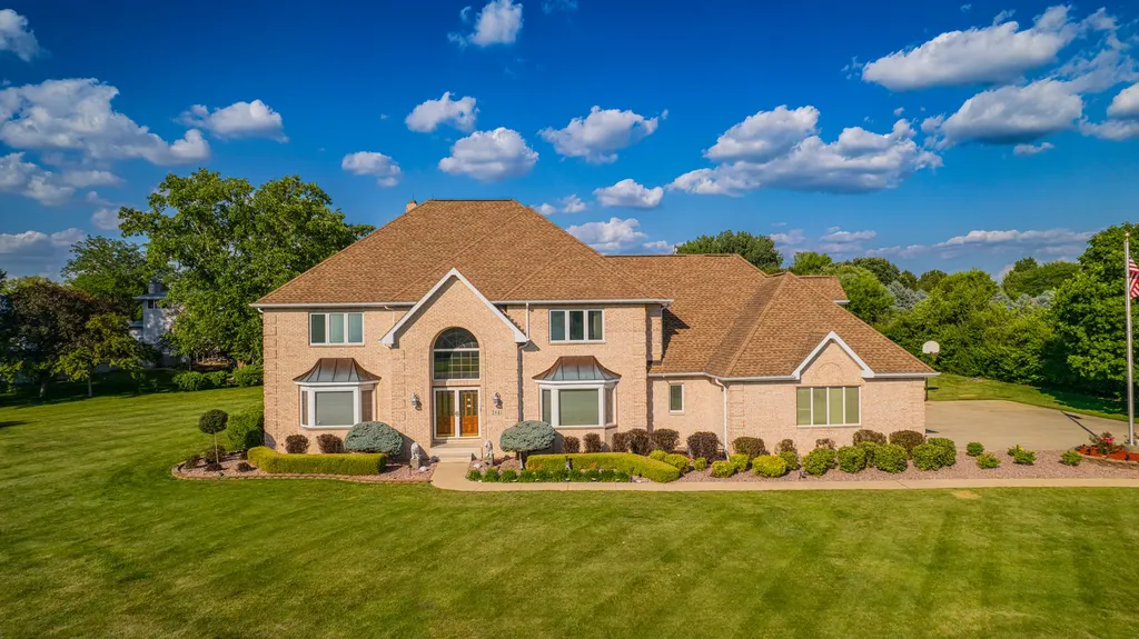 284 Barrington Lane Bourbonnais IL 60914