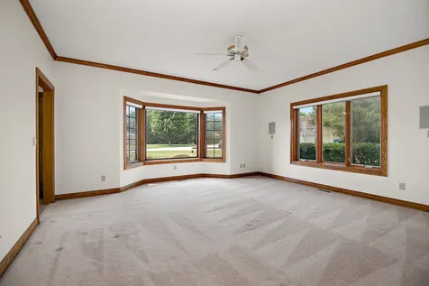 284 Barrington Lane Bourbonnais IL 60914