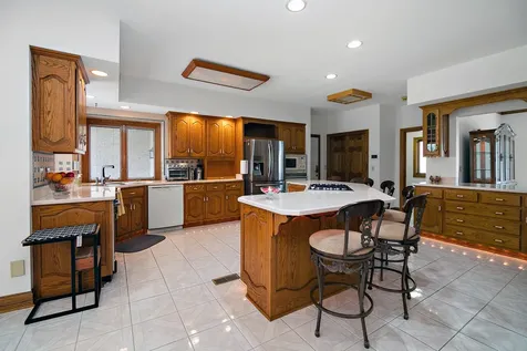 284 Barrington Lane Bourbonnais IL 60914