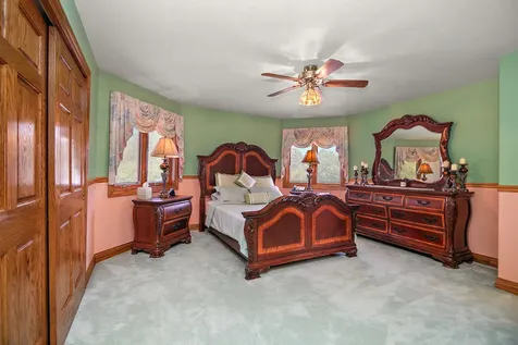 284 Barrington Lane Bourbonnais IL 60914