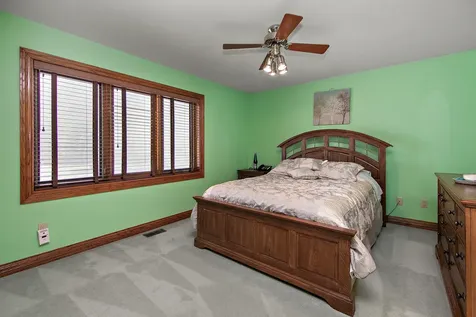 284 Barrington Lane Bourbonnais IL 60914