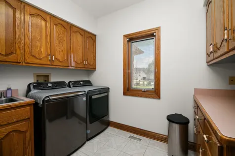 284 Barrington Lane Bourbonnais IL 60914