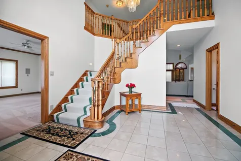 284 Barrington Lane Bourbonnais IL 60914