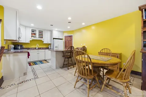 908 Knox Lane Batavia IL 60510