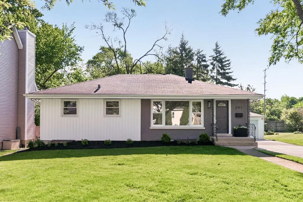 241 South Riverside Drive Villa Park IL 60181