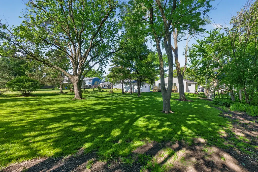 241 South Riverside Drive Villa Park IL 60181