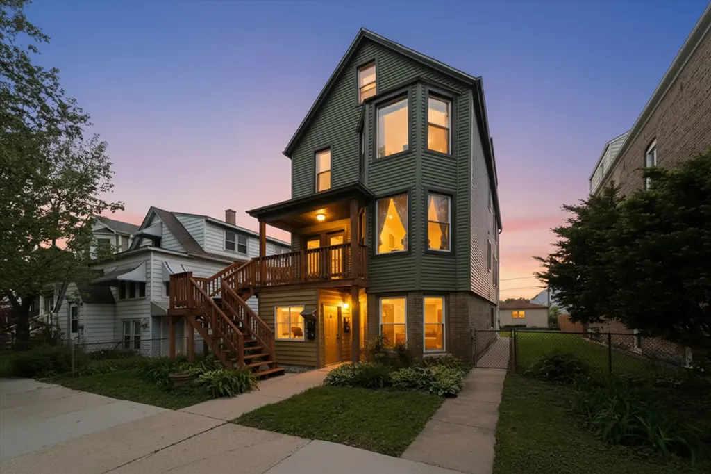 4461 North Keokuk Avenue Chicago IL 60630