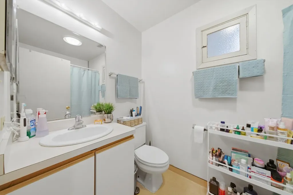 4461 North Keokuk Avenue Chicago IL 60630