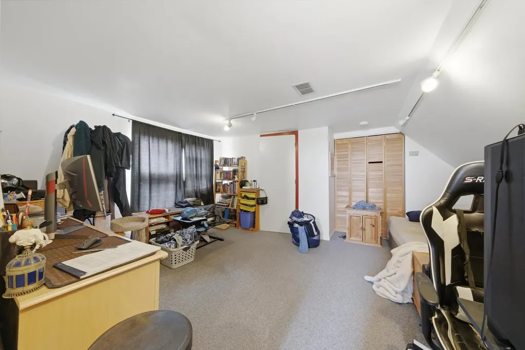 4461 North Keokuk Avenue Chicago IL 60630