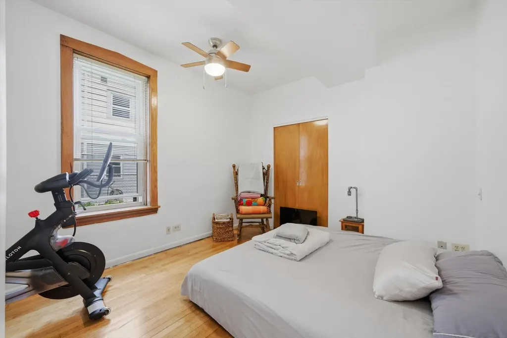 4461 North Keokuk Avenue Chicago IL 60630