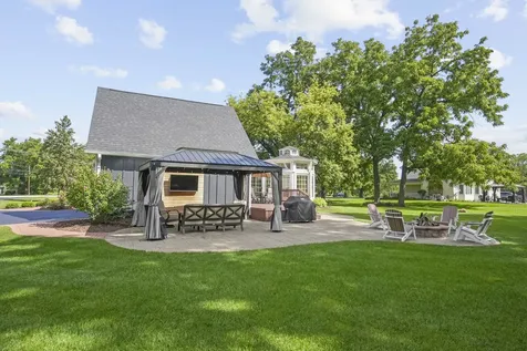 3614 Wolf Road Oswego IL 60543