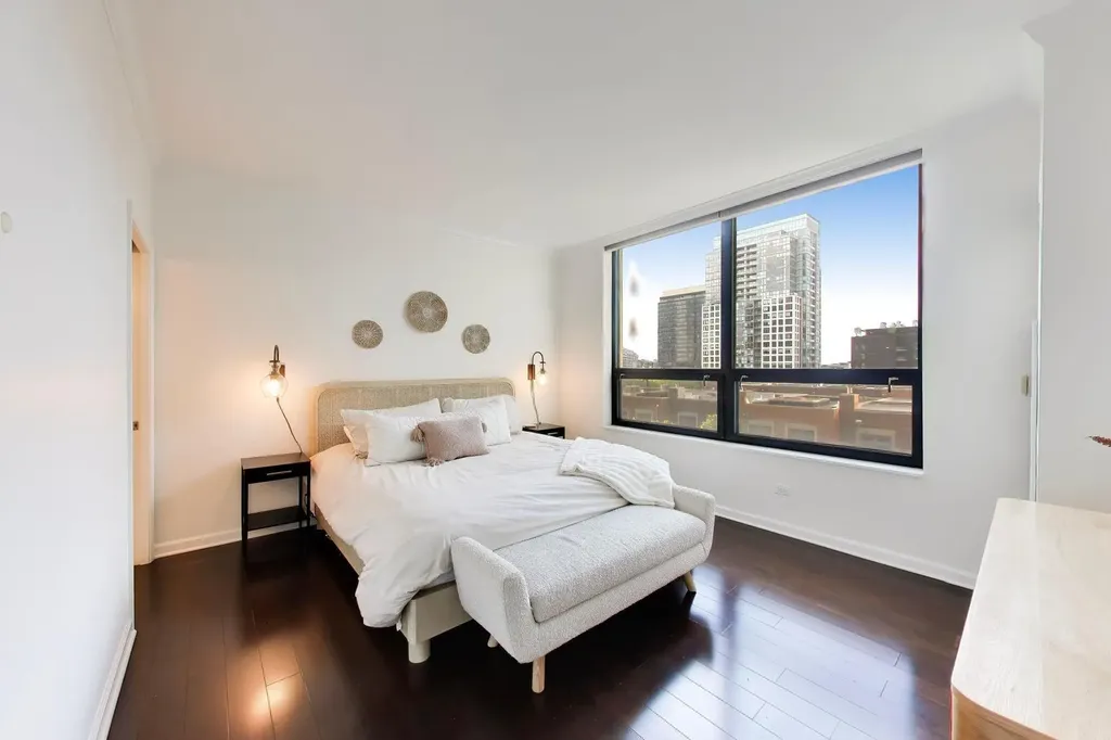 421 West Huron Street Chicago IL 60654