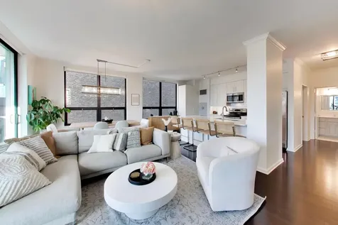 421 West Huron Street Chicago IL 60654