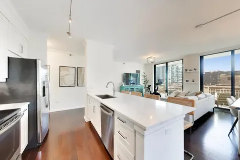 421 West Huron Street Chicago IL 60654