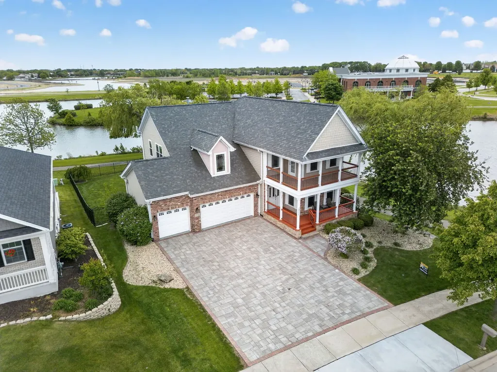 1711 Peyton Terrace Shorewood IL 60404