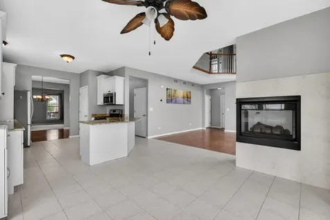 1711 Peyton Terrace Shorewood IL 60404