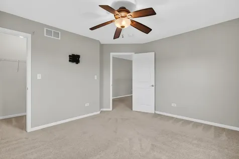 1711 Peyton Terrace Shorewood IL 60404