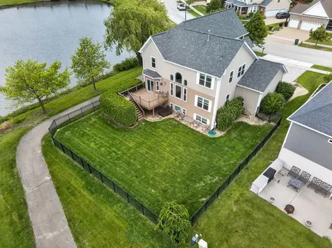 1711 Peyton Terrace Shorewood IL 60404