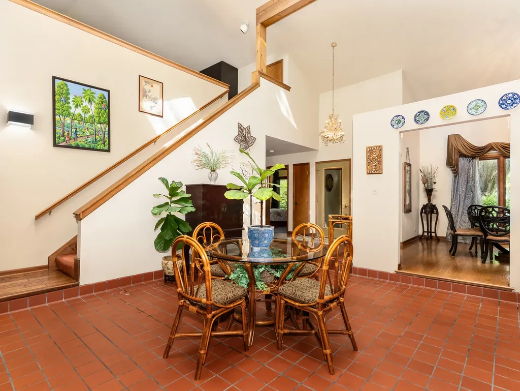 1925 Pine Road Lisle IL 60532