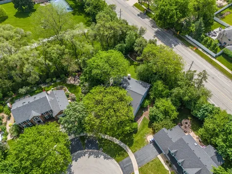 1925 Pine Road Lisle IL 60532