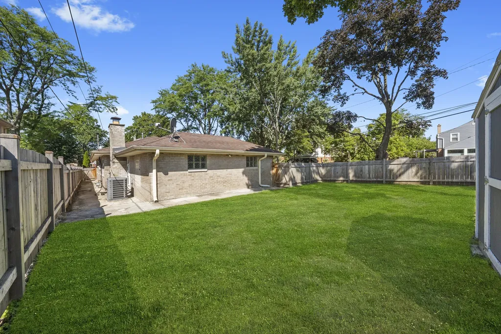 1621 South Crescent Avenue Park Ridge IL 60068