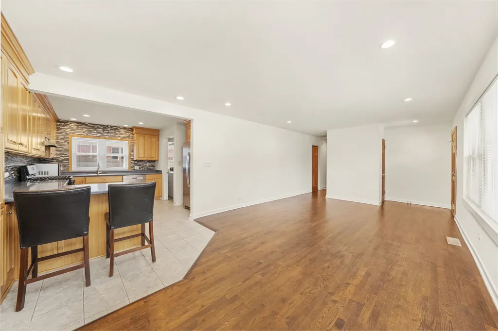 1621 South Crescent Avenue Park Ridge IL 60068