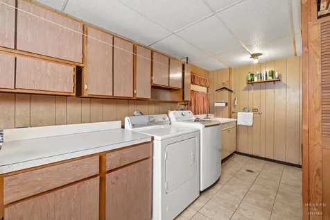 632 Polynesian Drive Des Plaines IL 60016