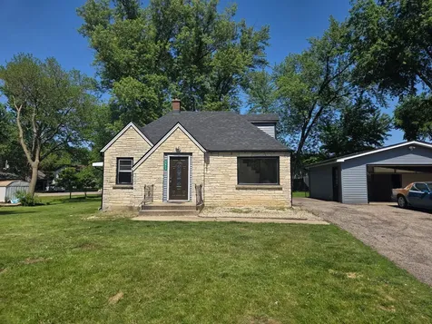 1517 Meadowbrook Drive Round Lake Beach IL 60073