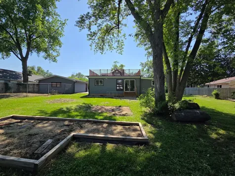 1517 Meadowbrook Drive Round Lake Beach IL 60073