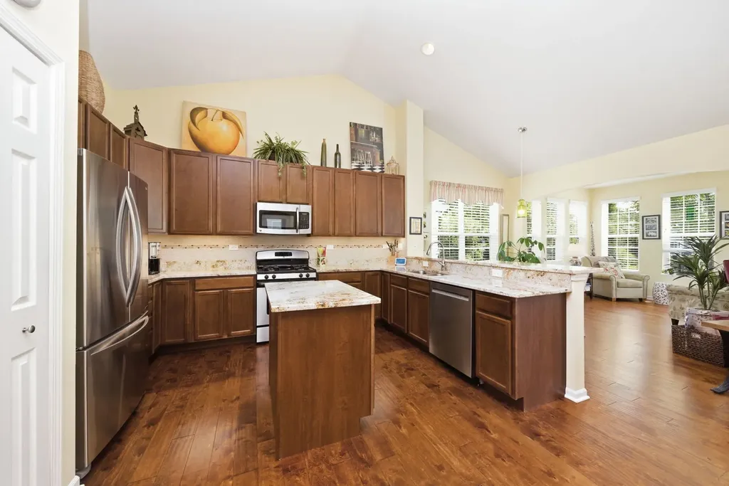 1242 Barkston Lane Aurora IL 60502