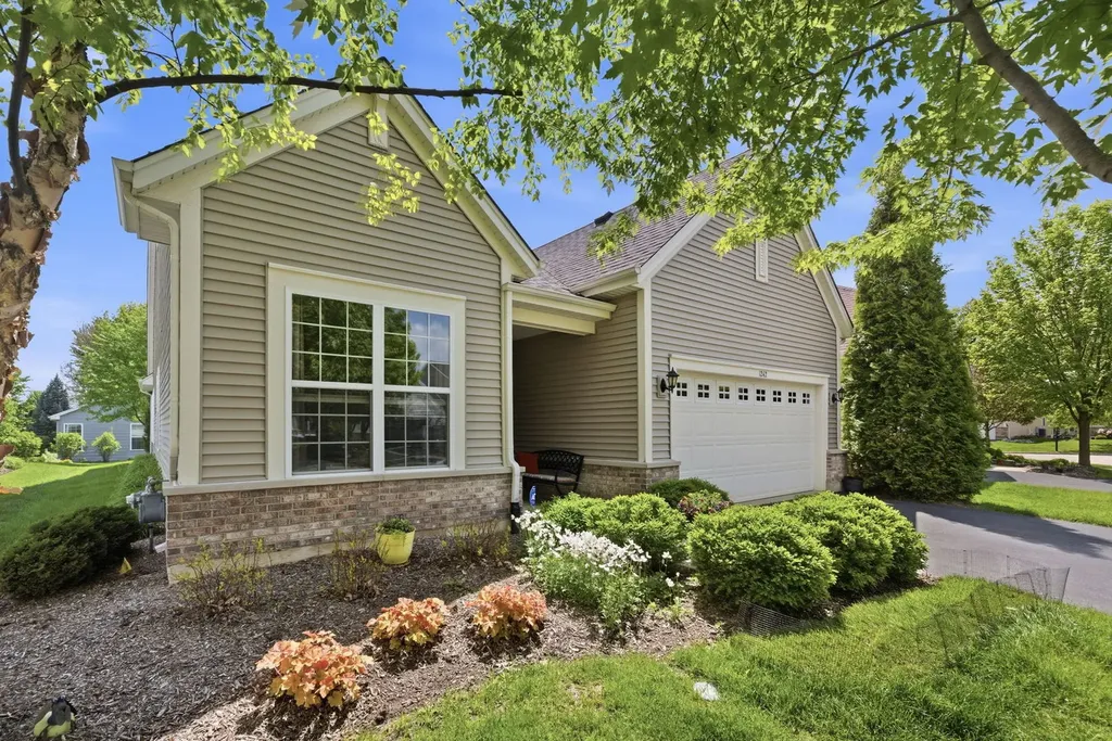 1242 Barkston Lane Aurora IL 60502