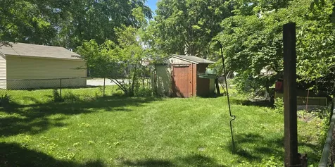 114 East Center Street Seymour IL 61875