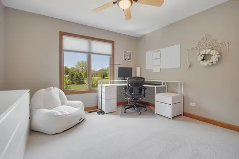 40W675 Stonebriar Lane Elgin IL 60124