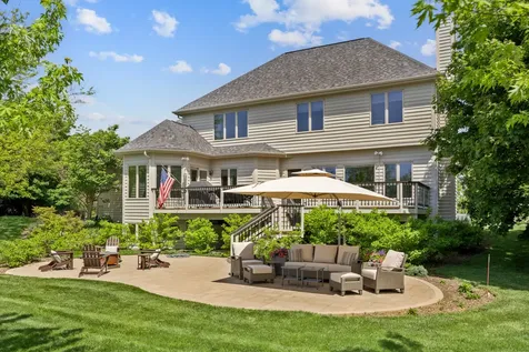 40W675 Stonebriar Lane Elgin IL 60124